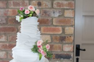 clustered-fresh-flowers-cakes-belsflowers